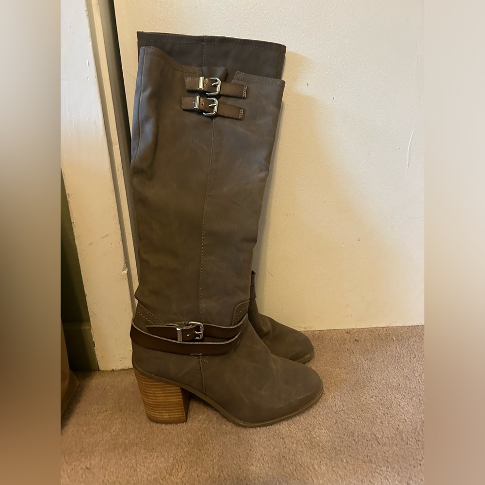 Women's riding boots